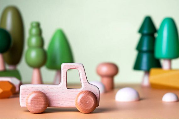 drewniane-zabawki-dla-dzeci-top